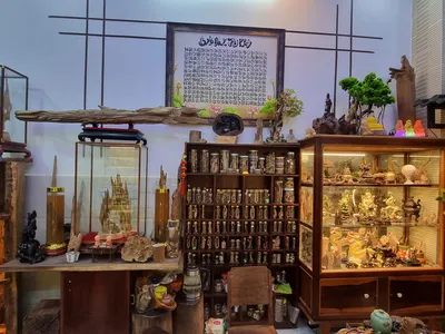 BÁN SẢN PHẨM HAY BÁN GIÁ TRỊ - MUA SẢN PHẨM HAY MUA GIÁ TRỊ