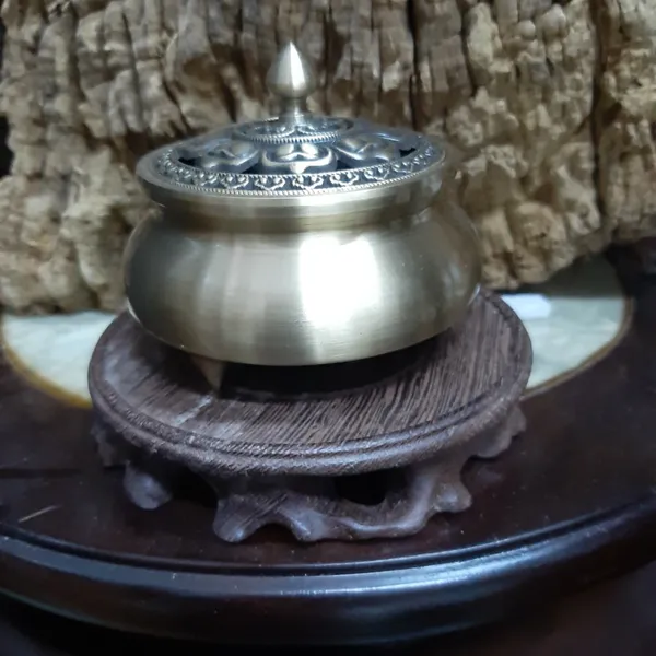 Lư Đồng Xông Trầm 02