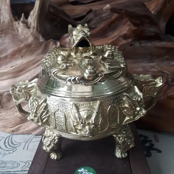 LƯ XÔNG TRẦM CỬU LONG