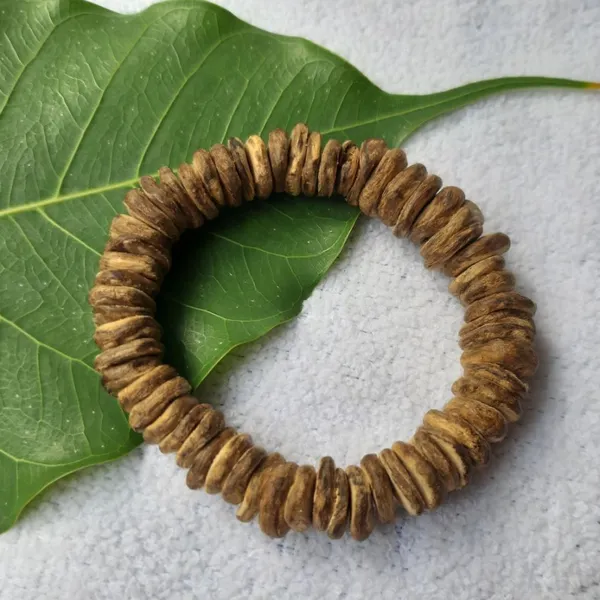 VÒNG TRẦM BÌ RỄ (DẦU ĐẶC) 8-10 LY