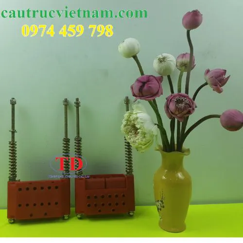 Căng ray điện cầu tục 6 pha