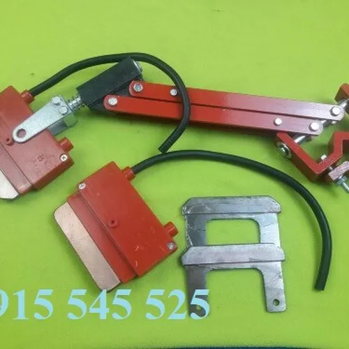 Lưỡi dao lấy điện cầu trục 1P-150A