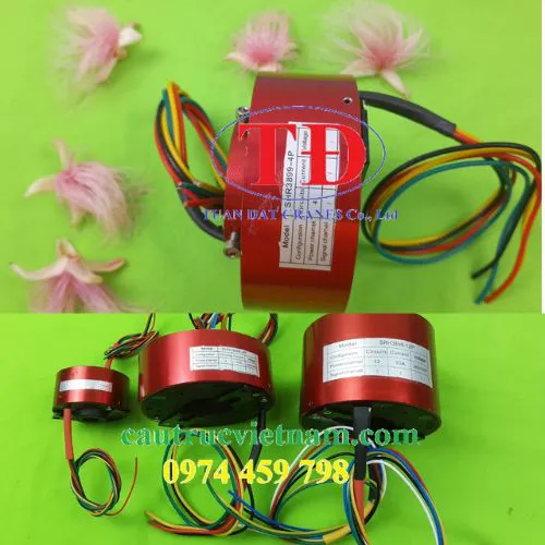 Cổ góp điện 4 pha hộp kín