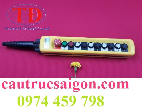 tay-bam-dieu-khien-11-nut tay-bam-dieu-khien-11-nut