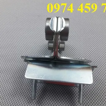 Con trượt ray C cầu trục