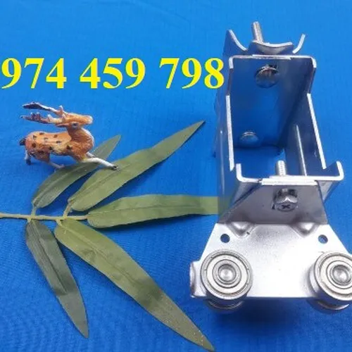 Con dẫn hướng ray C cầu trục