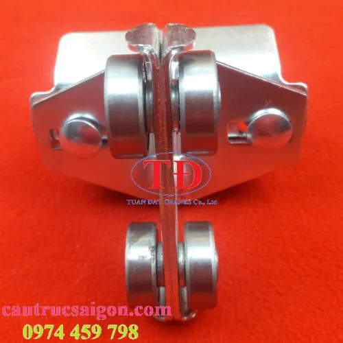 Con lăn treo cáp ray C cầu trục