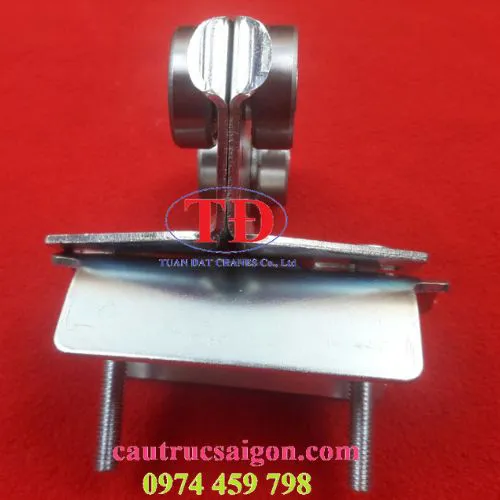 Con lăn treo cáp ray C cầu trục