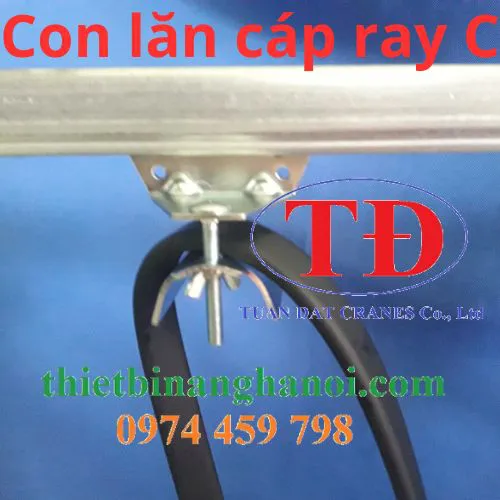 Ray C dẫn dây điện cầu trục