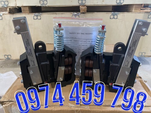 thang-co-cho-thang-may thang-co-cho-thang-may