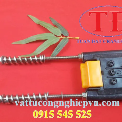 Căng ray điện 3P cho cầu trục