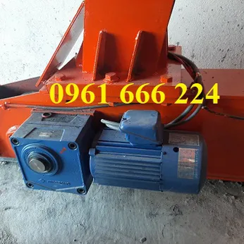 Mô tơ dầm biên cầu trục Nhật bãi