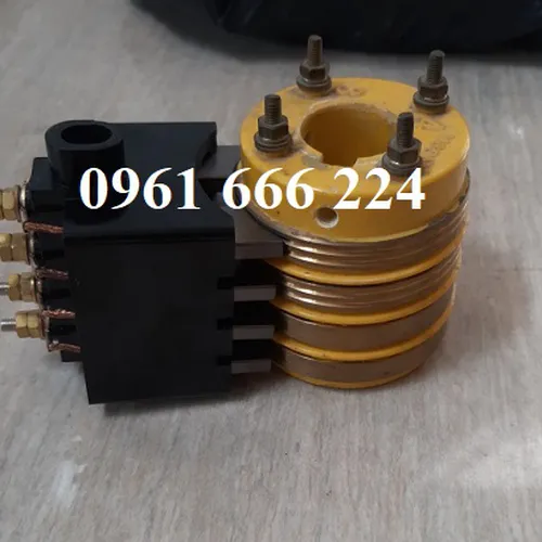 Cổ góp điện 4 pha