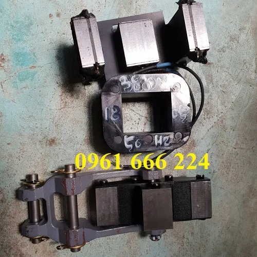 Cụm chữ E cho thắng cầu trục