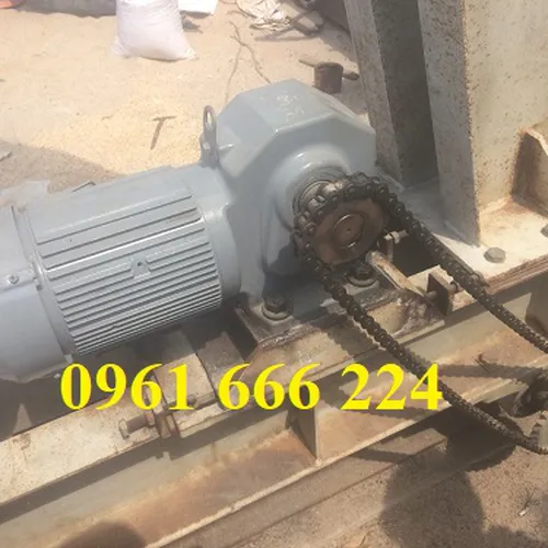 Mô tơ dầm biên 2.2kw Nhật cũ có thắng