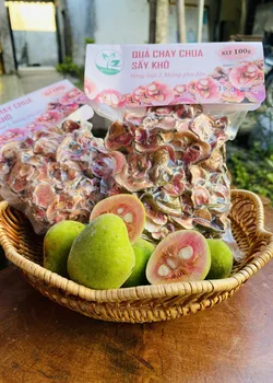 Quả chay chua sấy khô