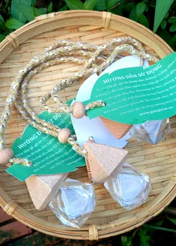 Tinh dầu treo xe ô tô, tủ quần áo