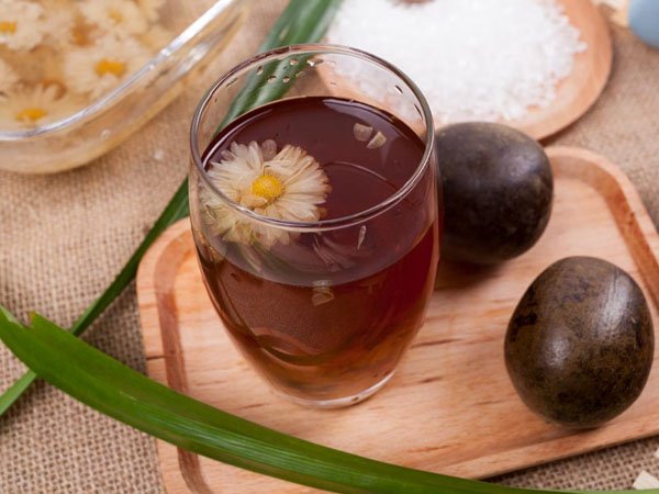 La hán quả có vị ngọt, tính mát, không độc, có tác dụng ngưng ho, thanh nhiệt, lương huyết, nhuận trường La hán quả có vị ngọt, tính mát, không độc, có tác dụng ngưng ho, thanh nhiệt, lương huyết, nhuận trường