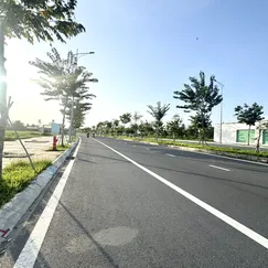 [5-125] TTC🔥🔥CẦN BÁN GẤP 3 NỀN LIỀN KỀ - CÁCH ĐẠI LỘ ĐÔNG TÂY 30m