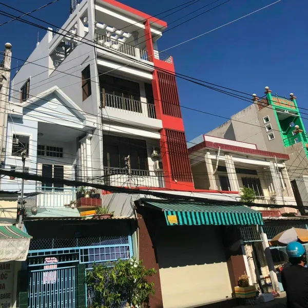 [385] Nhà MẶT TIỀN chợ Phường 5 Tp Bến Tre 3 lầu