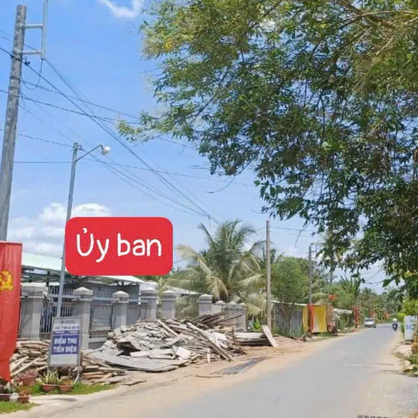 [4-111] 🔥🔥Bán nhà mặt tiền lộ nhựa Phước Thạnh châu thành bến tre .  