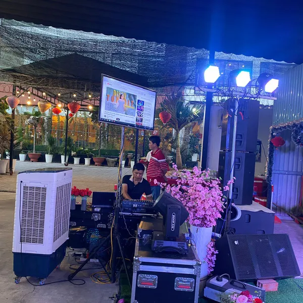 [4-88] 🔥🔥Bán Nhà Hàng 4 Lầu Ngay Trung Tâm Tp Bến Tre Giá bán mềm nhũng: 33 Tỷ (Hơn 1,1 Công Đất Mặt Tiền Đường Phạm Ngọc Thảo