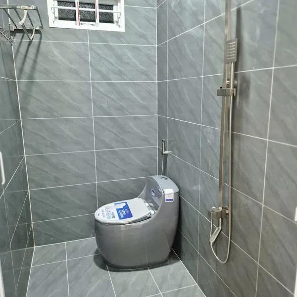 [6-12]TTC🔥🔥Nhà mặt tiền hẻm Phú Tân - Cách Đại lộ Đồng Khởi khoảng 700 mét .