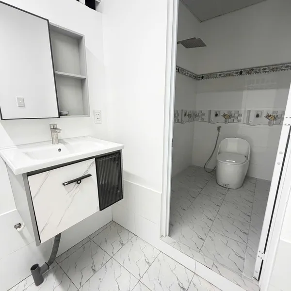 [6-11] TTC🔥🔥Bán nhà gần ủy ban Phường Bến Tre -Diện tích