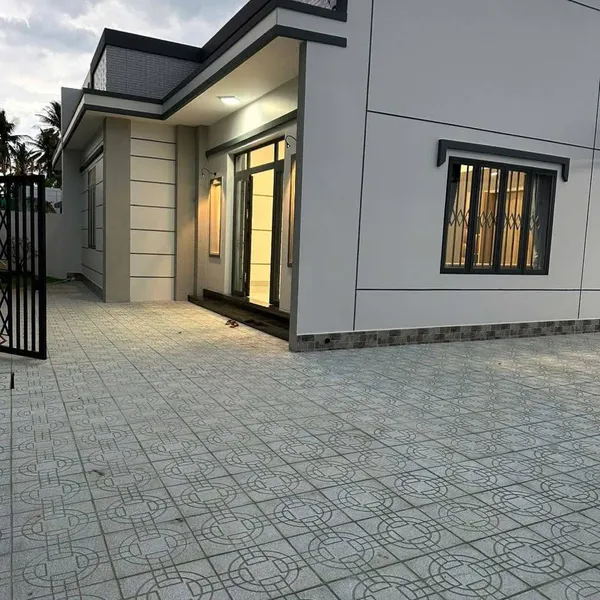 [5-65] TTC🔥🔥Nhà Mới Hoàn Thiện Thuộc Phường Phú Khương bến tre  ➖ Cách đường Nguyễn văn trung 100m