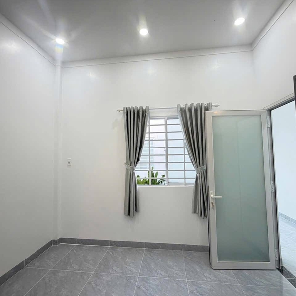 [6-31] TTC 🔥🔥Bán nhà gần hẻm sân bia hẻm vườn thanh long