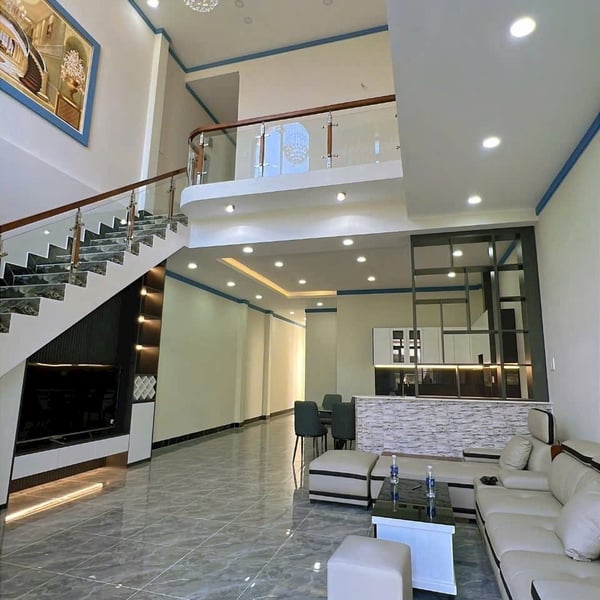 [6-32] TTC 🔥🔥BÁN NHÀ MỚI 1 TRỆT 1 LẦU Phường Bến Tre.  👉 Cách lộ Thống nhất 70m đường xe ô tô