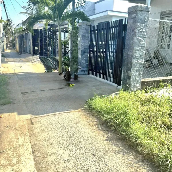 [5-88] TTC🔥🔥Bán nền đẹp  2 mặt tiền hẻm  gần nhà xe Thuận Hưng Bình Phú. ( Nay là Phường Bến Tre _ Vĩnh Long )