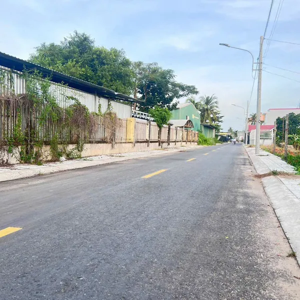 [4-191] TTC🔥🔥214m -ngang 7 nền siêu đẹp MT đường nhựa Phường  Phú Tân liền kề Trục chính Chợ Chùa Kế bên khu chợ chùa