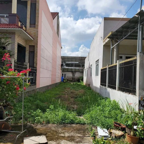 [819] Đất Nằm Trong KDC Sơn Đông, Gần KDC Phương Nam. Bến tre.