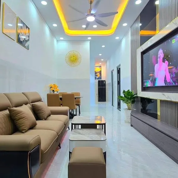 [5-116] 🔥🔥NHÀ MỚI FULL NỘI THẤT - THUỘC PHƯỜNG CÁCH VÒNG XOAY TÂN THÀNH - BẾN TRE CHỈ 500M - ĐƯỜNG VÀ SÂN ĐỖ XE Hơi