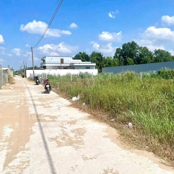 [6-65] 👉👉giảm trong tuần : 890Tr TTC🔥🔥BÁN NỀN 100% THỔ CƯ - TRUNG TÂM PHƯỜNG PHÚ TÂN DT