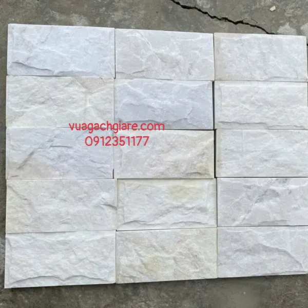 Đá Tự Nhiên 10x20 Ốp Lát Giá Rẻ đá bốc trắng