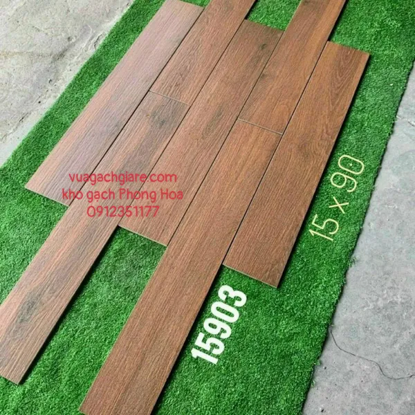 Gạch Vân Gỗ 15x90 Viglacera nâu đỏ 15903