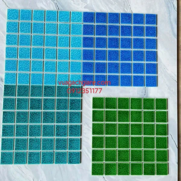 Gạch Mosaic Gốm Sứ màu xanh trắng vàng men rạn đậm nhạt