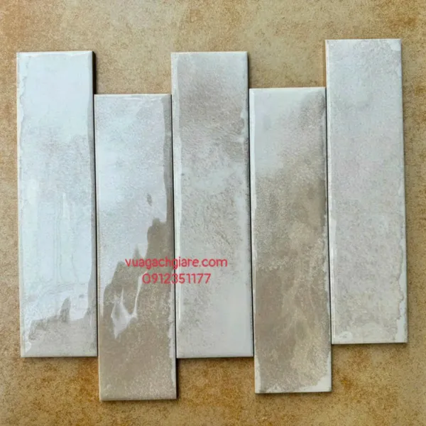 Gạch Thẻ 7.5x30 Ốp Lát Trang Trí màu trắng xám gợn sóng 7533F01