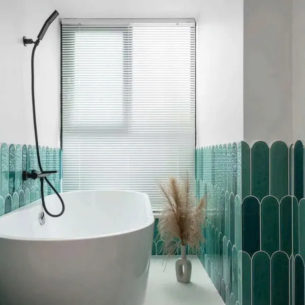 Gạch Thẻ 9x30 Ốp Lát Trang Trí màu xanh lá đậm lông vũ gợn sóng M9312