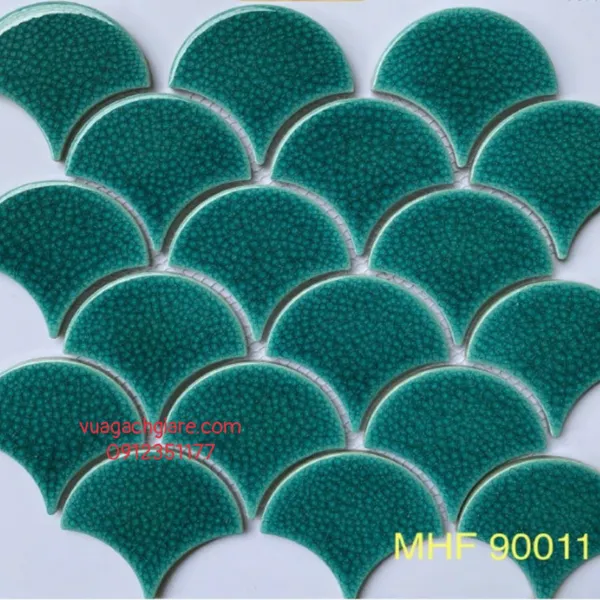 Gạch Mosaic Thuỷ Tinh Vỉ 30x30 vảy cá màu xanh lá men rạn MHF90011