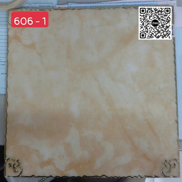 Gạch Khắc Kim 30x30 Cao Cấp nhũ vàng vân mây 606 - 1