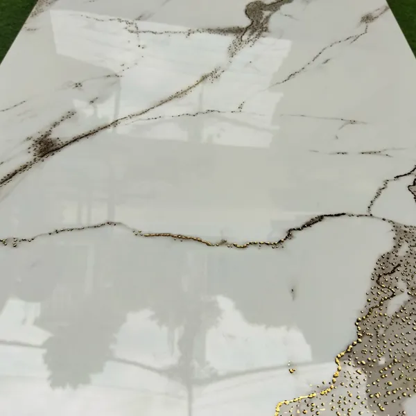 Gạch Đá Ốp Tường Khắc Kim 40x80 Cao Cấp Trung Quốc trắng vân đá nhũ vàng 48806