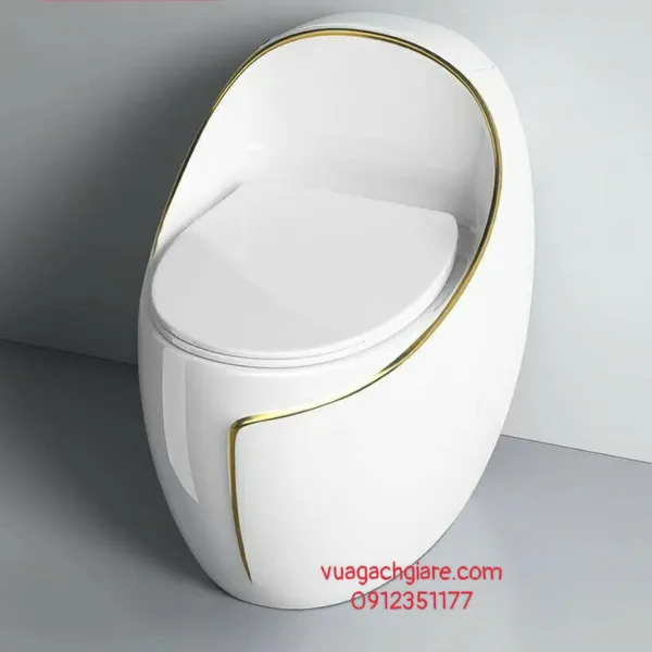 Bồn Cầu Trứng Liền Khối Giá rẻ màu xám - trắng - đen viền vàng