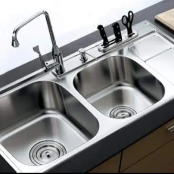 Chậu Rửa Chén Bằng Inox Giá Rẻ 2 ngăn có cánh