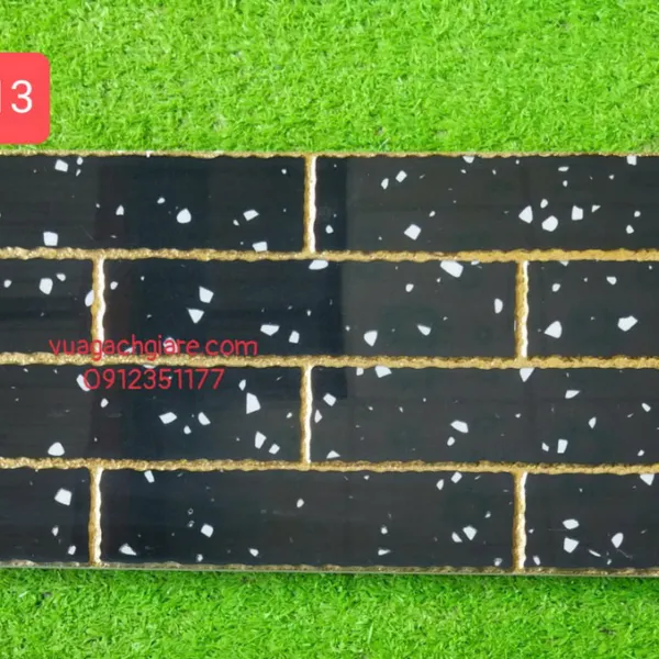 Gạch Khắc Kim 15x30 Cao Cấp nhũ vàng đen kim sa 15313