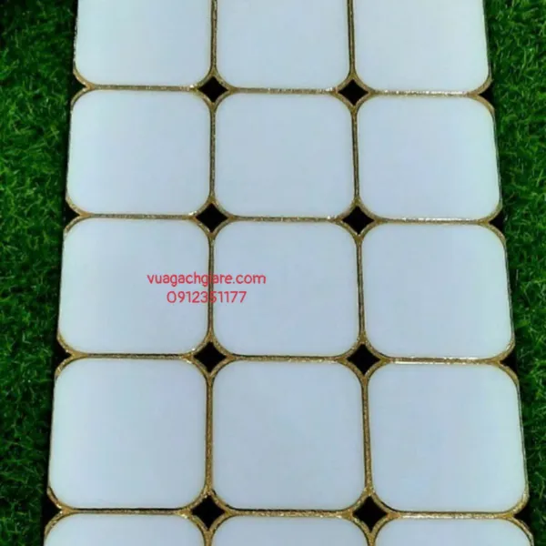 Gạch Khắc Kim 30x60 Cao Cấp nhũ vàng trắng viền vàng
