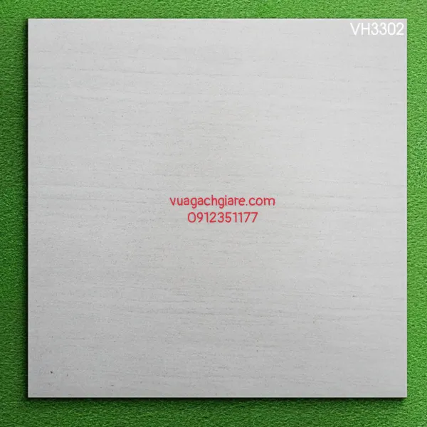 Gạch Men 30x30 Lát Nền Toilet Giá Rẻ vân gỗ xám VH3302