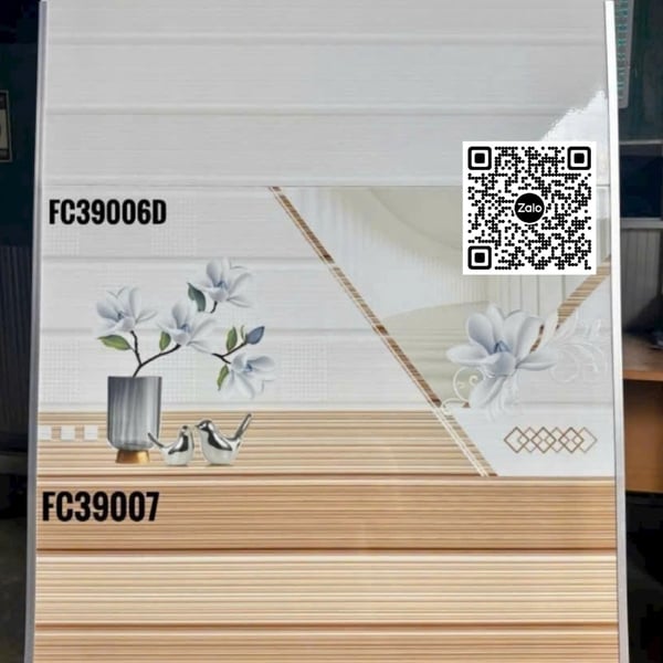 Gạch Men 30x60 Ốp Tường Giá Rẻ sọc ngang nâu FC39006